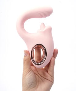 Alternative view of Maia Jaylee