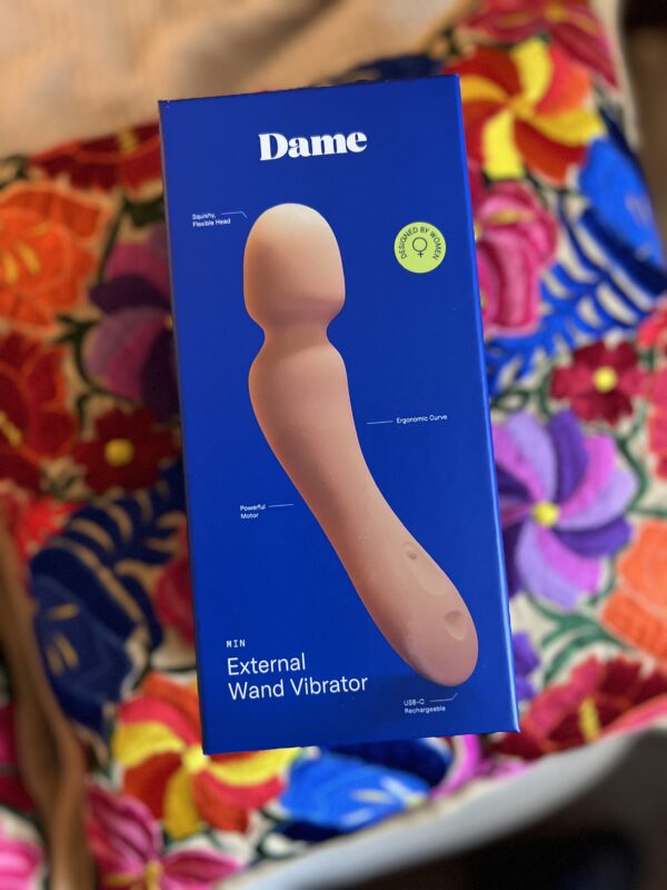 Dame Min Wand