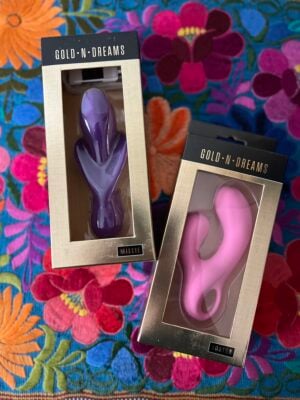 Gold-n-Dreams Agath and Millie